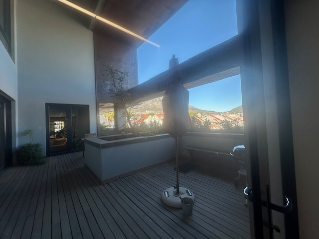 To Let commercial Property for Rent in Zonnebloem Western Cape